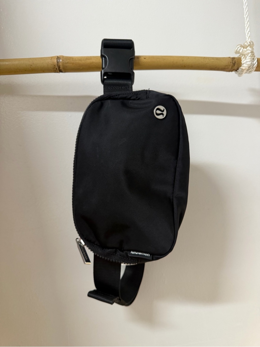 lululemon athletica Black Men’s Belt Bag with Minimal Logo